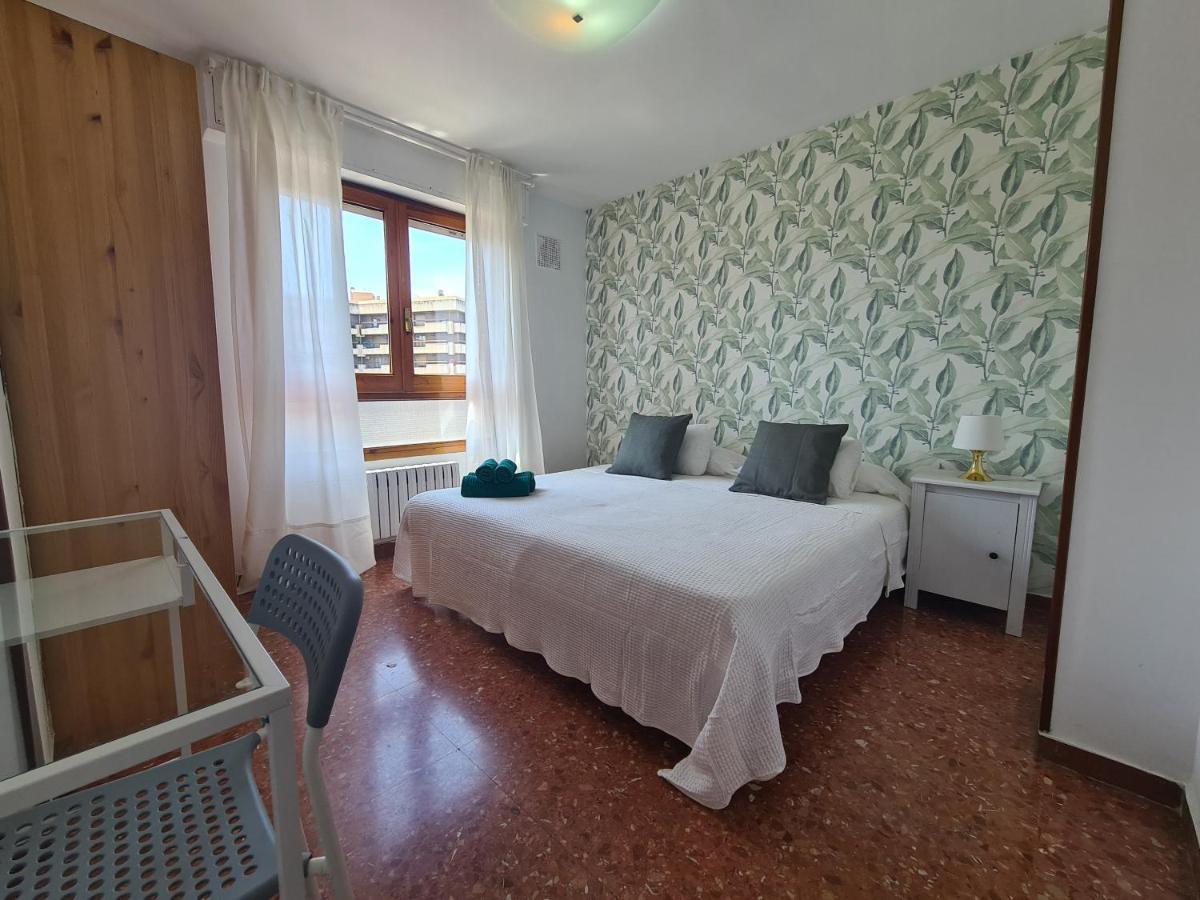 Dos Torres Tauriel - Espacioso Apartamento Con Impresionantes Vistas Y Garaje Privado Saragossa Exterior foto