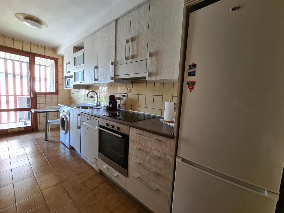 Dos Torres Tauriel - Espacioso Apartamento Con Impresionantes Vistas Y Garaje Privado Saragossa Exterior foto